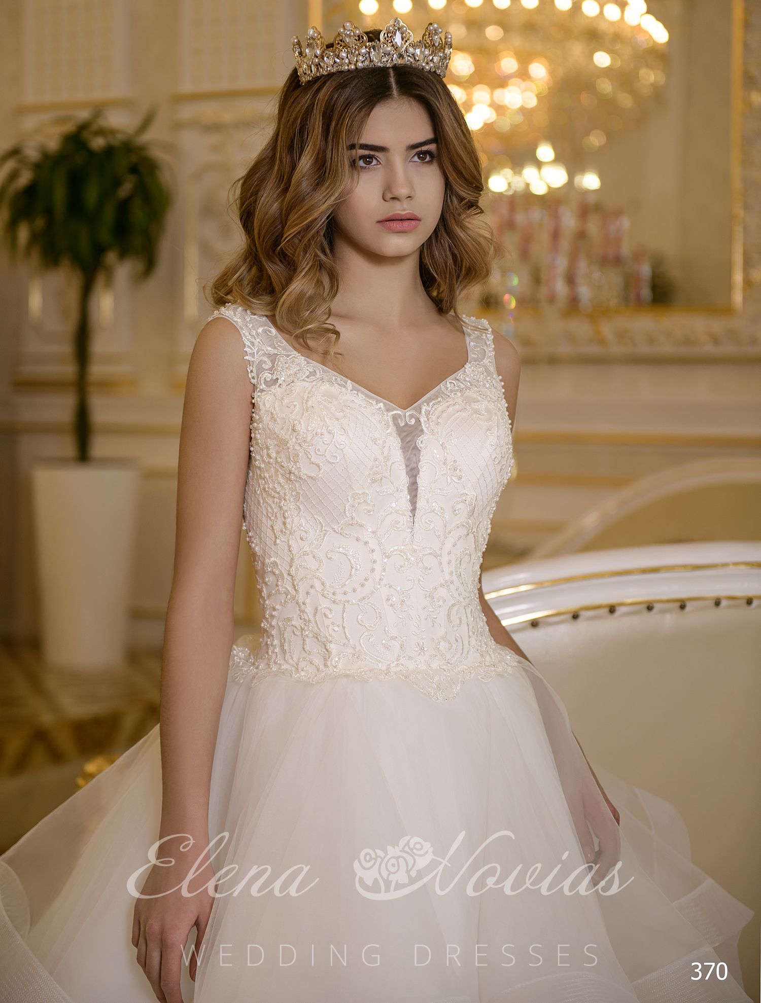 Классическое свадебное платье оптом в Украине